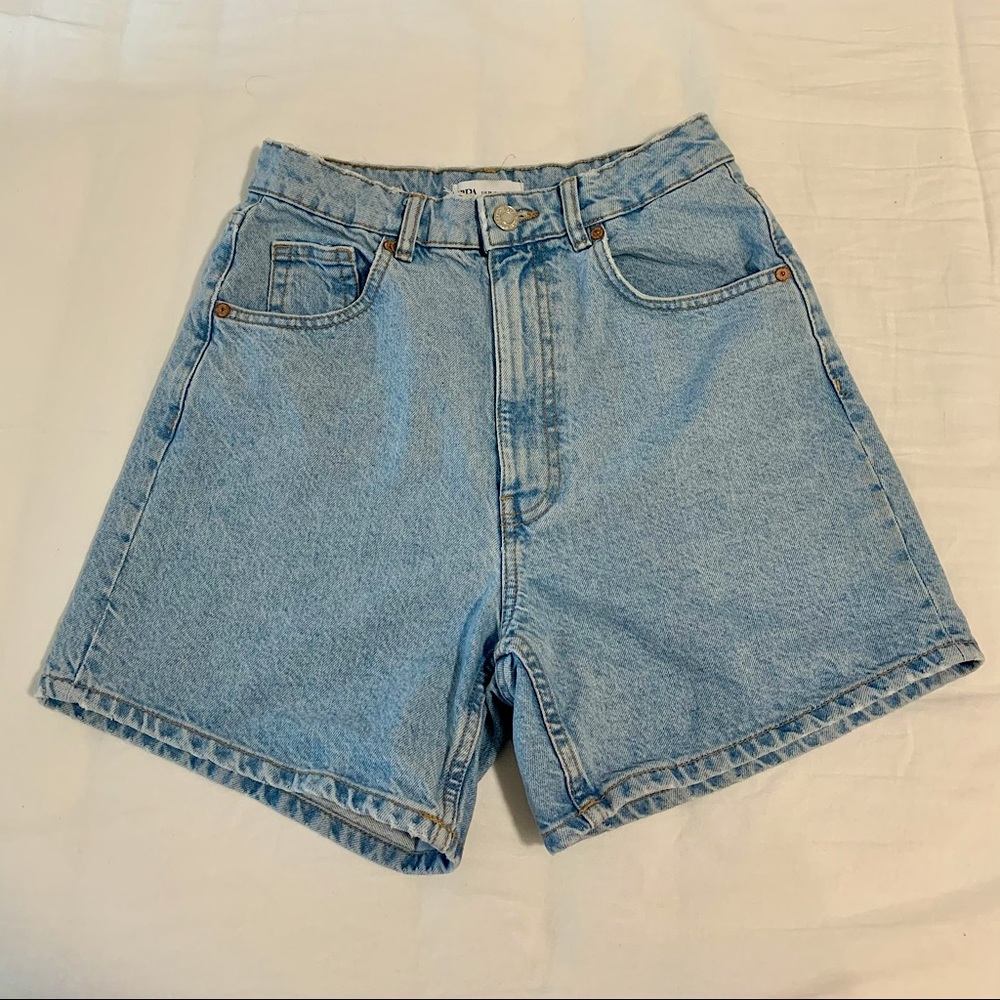 Zara Mom Fit Shorts